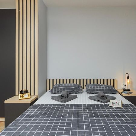בודווה Adzic Apartments מראה חיצוני תמונה