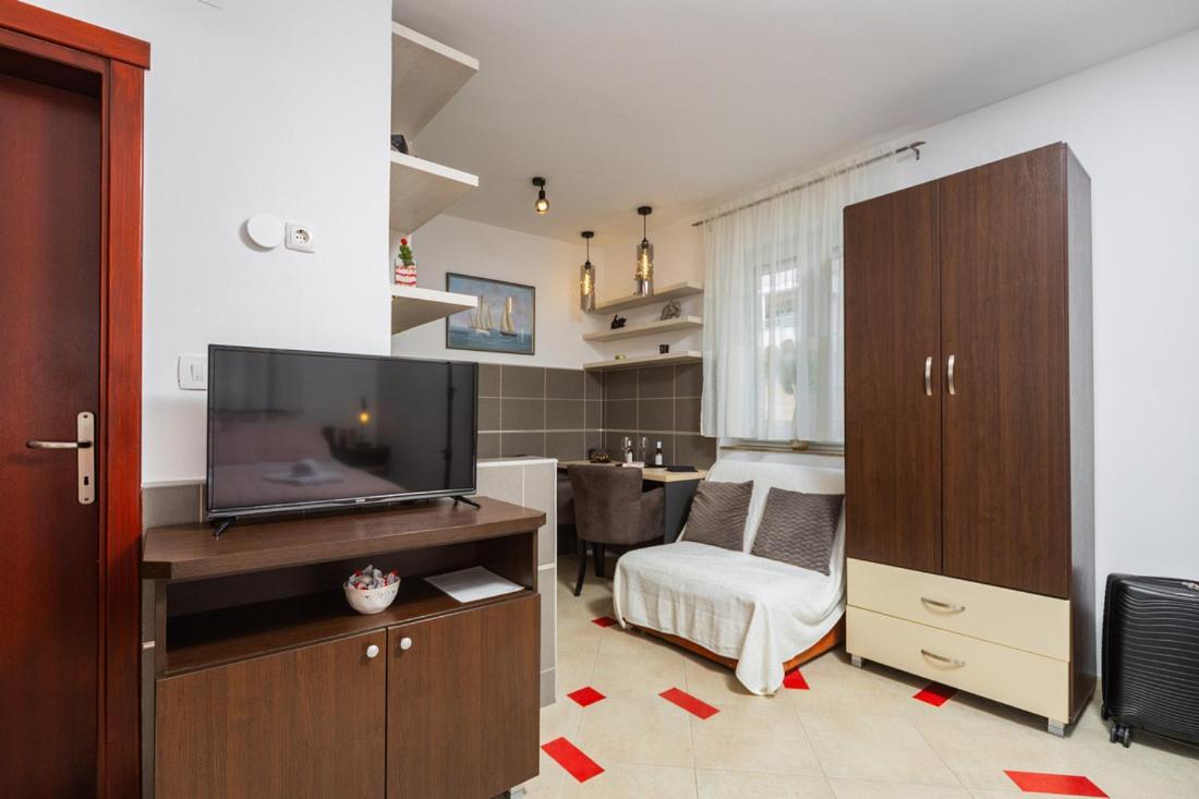 בודווה Adzic Apartments מראה חיצוני תמונה