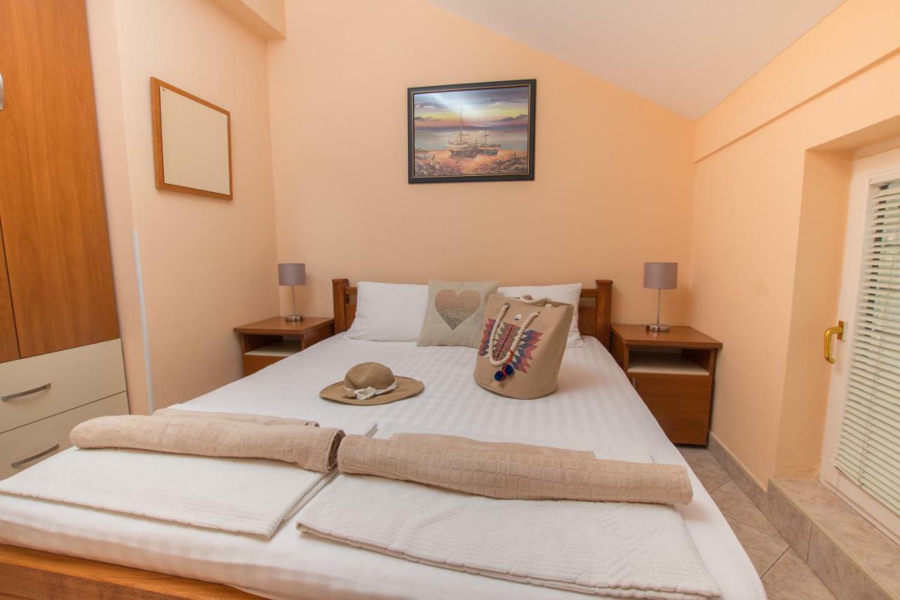 בודווה Adzic Apartments מראה חיצוני תמונה
