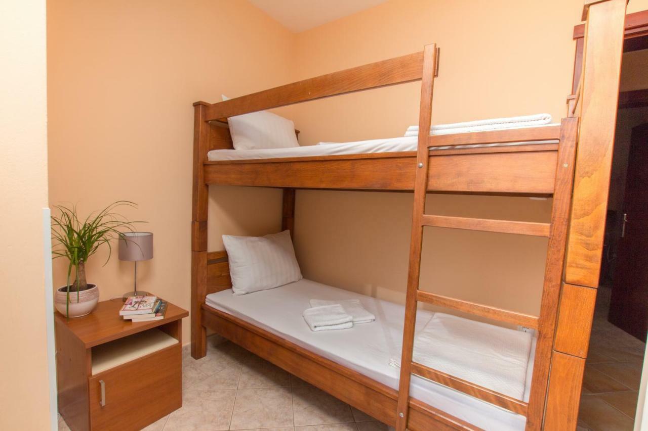בודווה Adzic Apartments מראה חיצוני תמונה