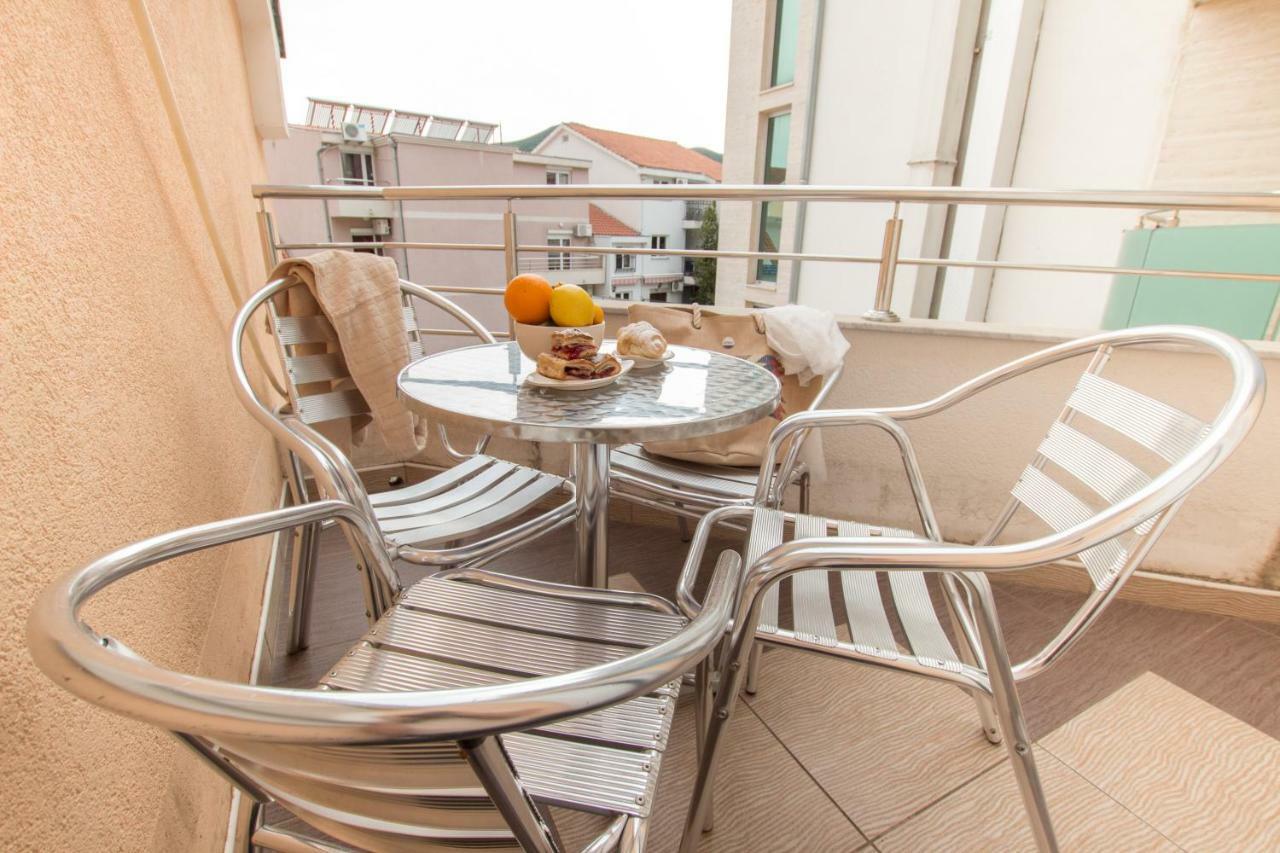 בודווה Adzic Apartments מראה חיצוני תמונה