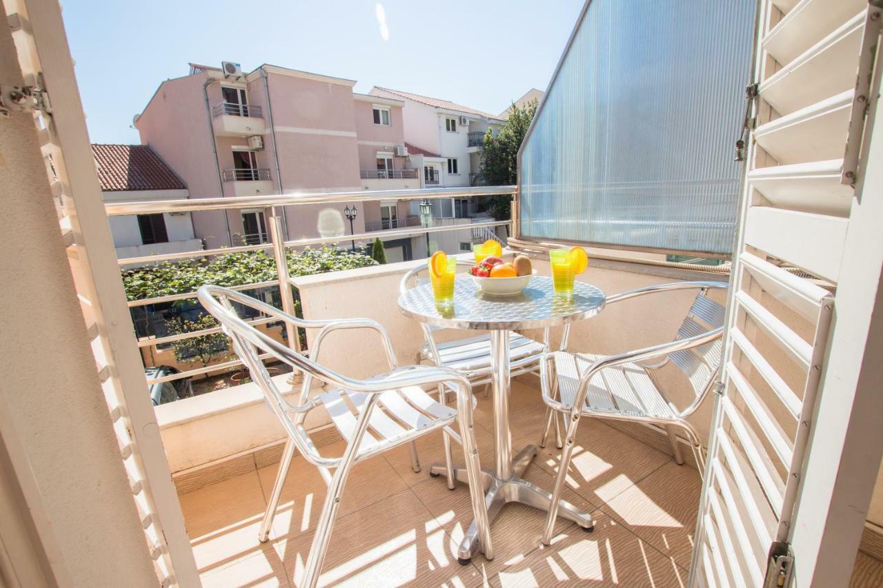 בודווה Adzic Apartments מראה חיצוני תמונה