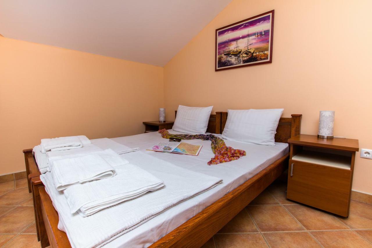 בודווה Adzic Apartments מראה חיצוני תמונה